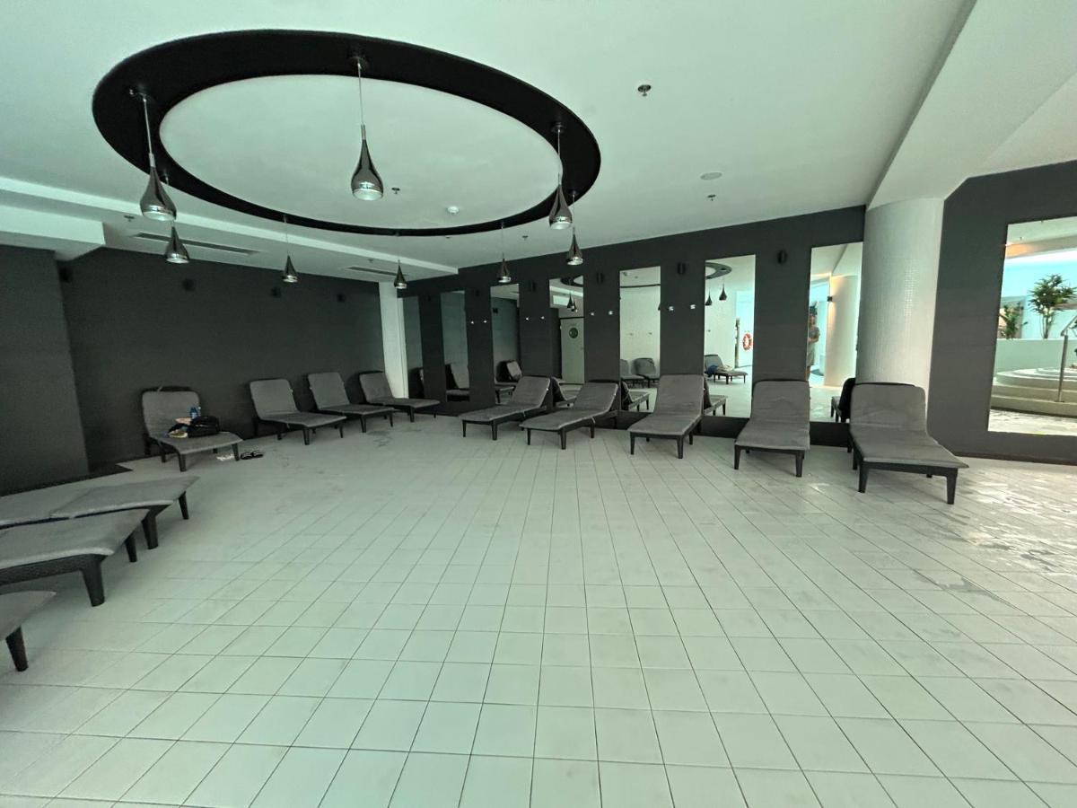 Hanza Tower Home4U Щецин Экстерьер фото